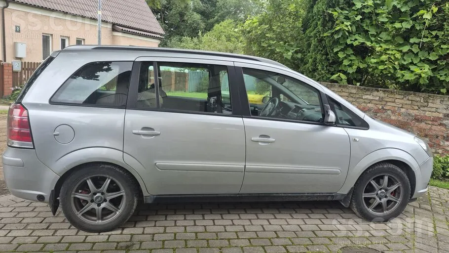 Opel Zafira 2006 photo 5