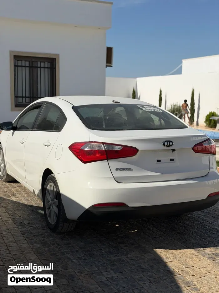 Kia Forte 2016 photo 3