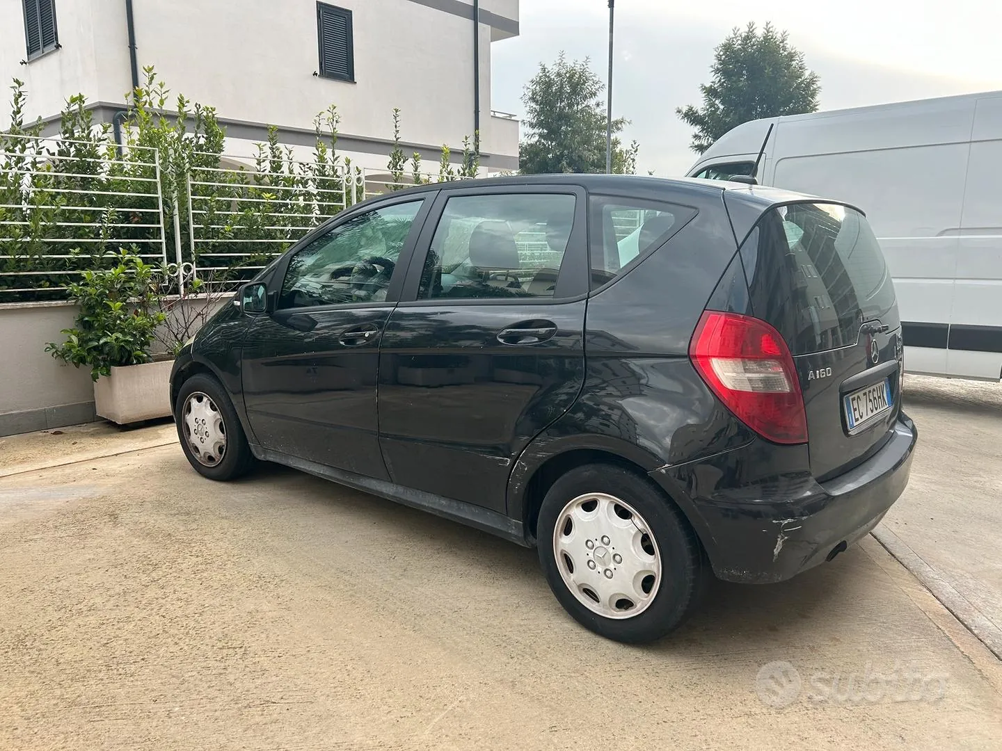 Mercedes-Benz A 2010 photo 4