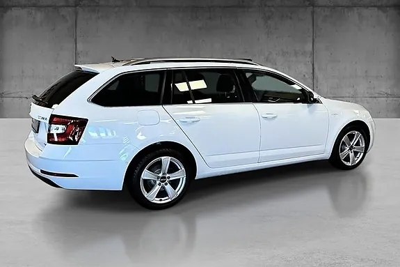 Skoda Octavia 2019 photo 5