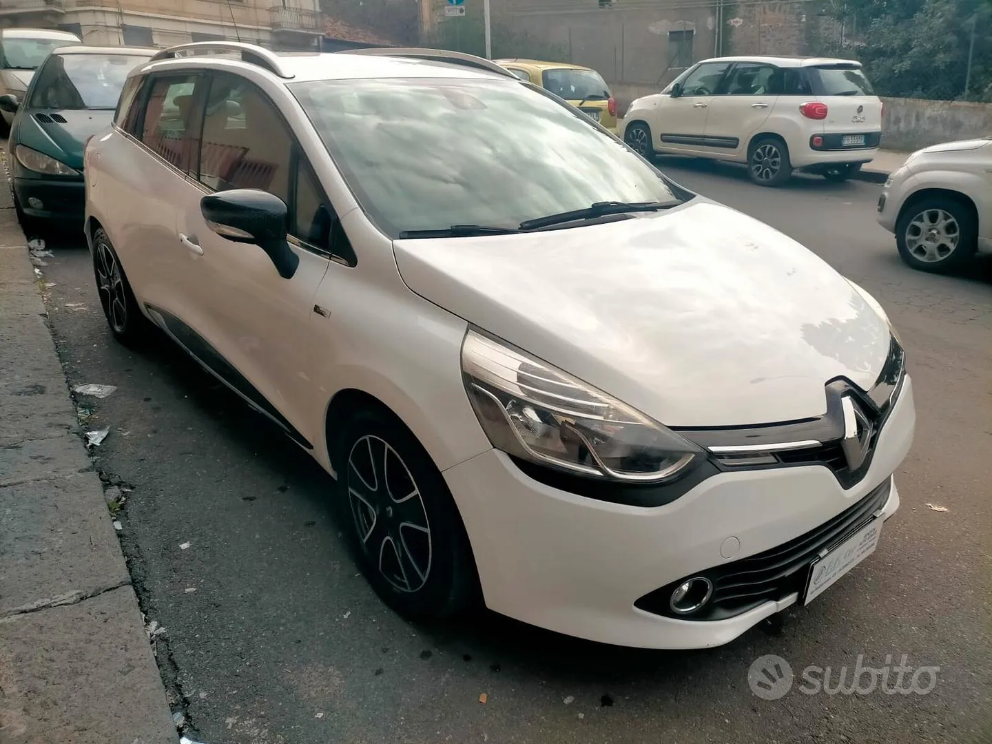 Renault Clio 2015 photo 2