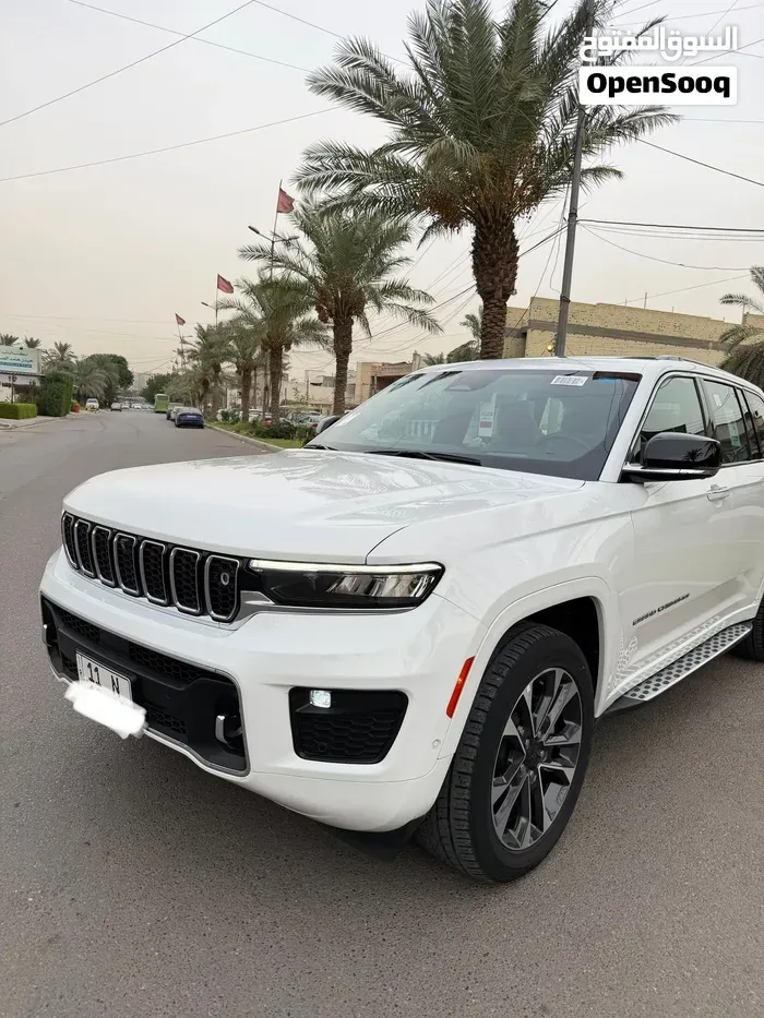 Jeep Grand Cherokee 2023 photo 3