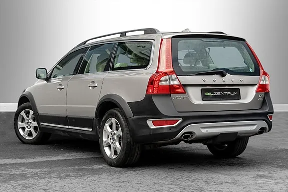 Volvo Xc70 2011 photo 2