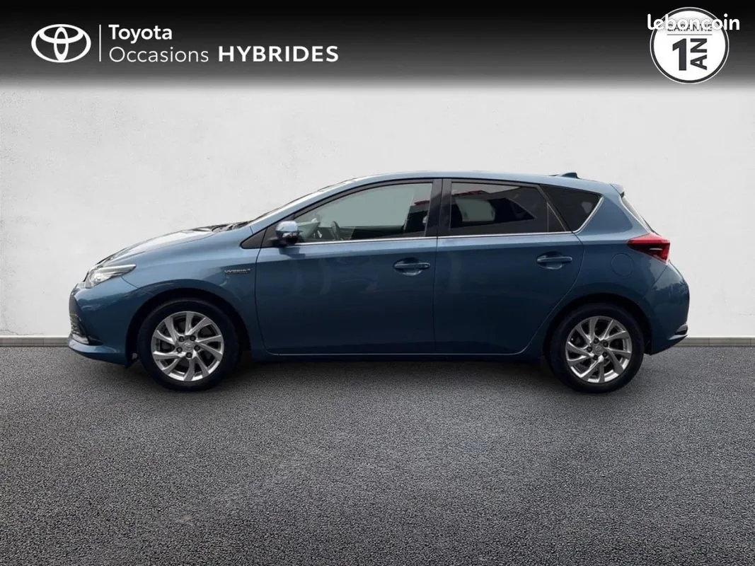 Toyota Auris 2015 photo 3