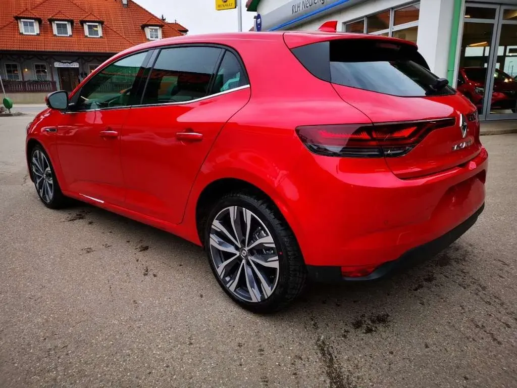 Renault Megane 2024 photo 2