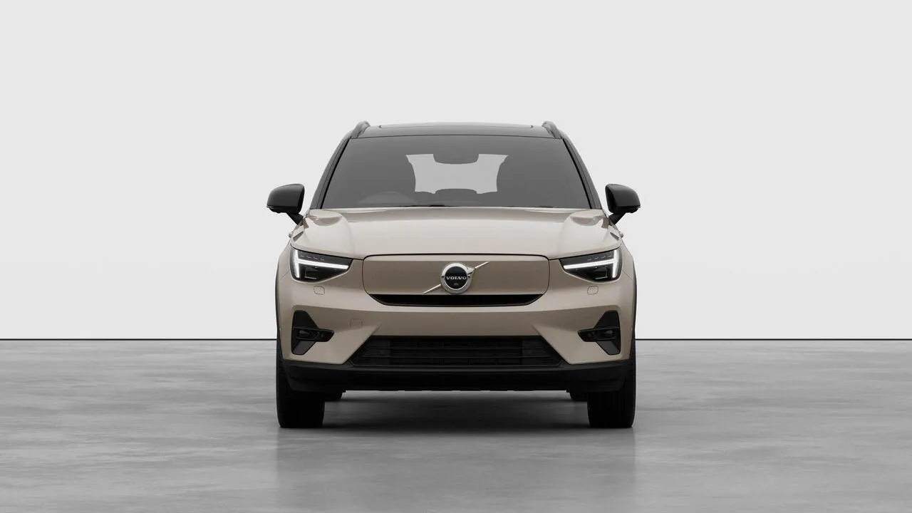 Volvo Ex40 photo 3