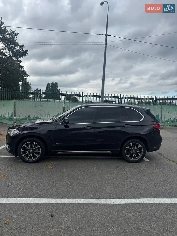 BMW X5 2017 photo 2
