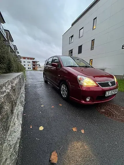 Suzuki Liana 2005 photo 3