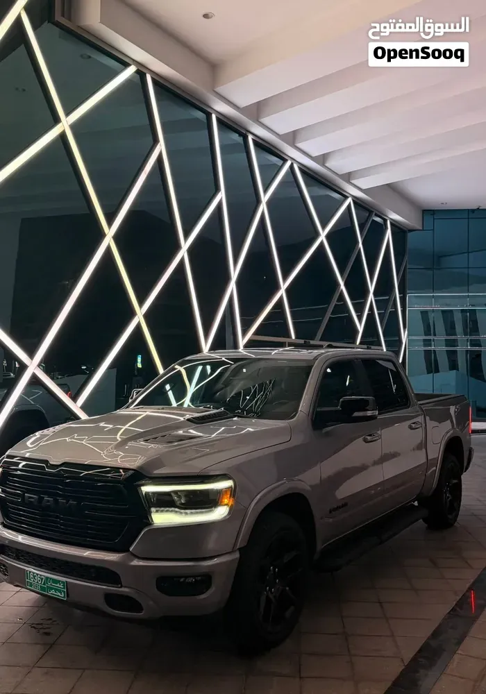 Dodge Ram Laramie 2022 photo 3
