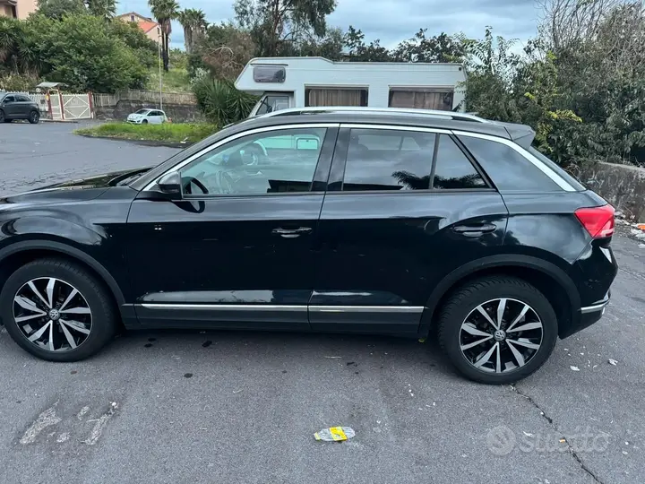 Volkswagen T-Roc 2018 photo 5