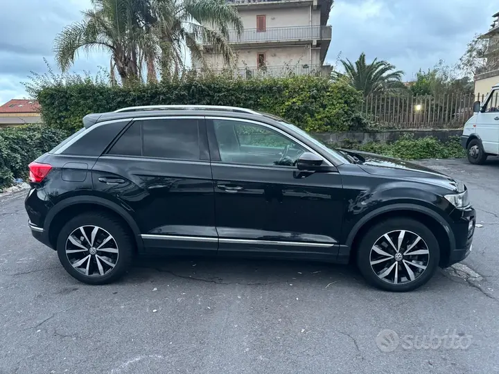 Volkswagen T-Roc 2018 photo 3