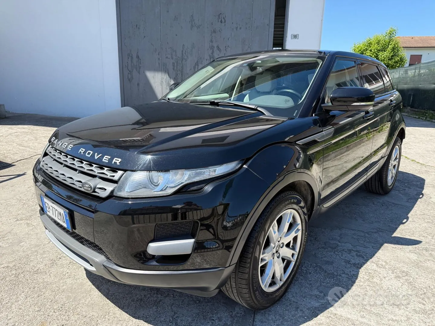Land Rover Range Rover Evoque 2012 photo 5