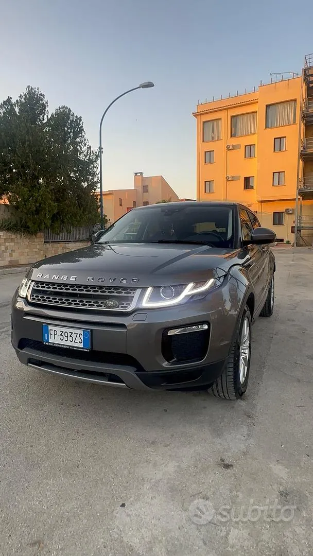 Land Rover Range Rover Evoque 2018 photo 4