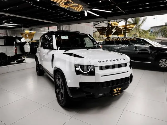 Land Rover Defender 2026 photo 3
