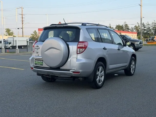 Toyota Rav4 2012 photo 4