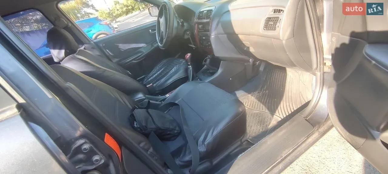Mazda 626 1999 photo 3