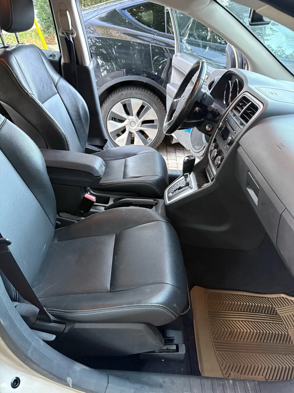 Dodge Caliber 2010 photo 5