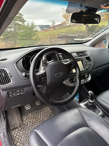 Kia Rio 2012 photo 5