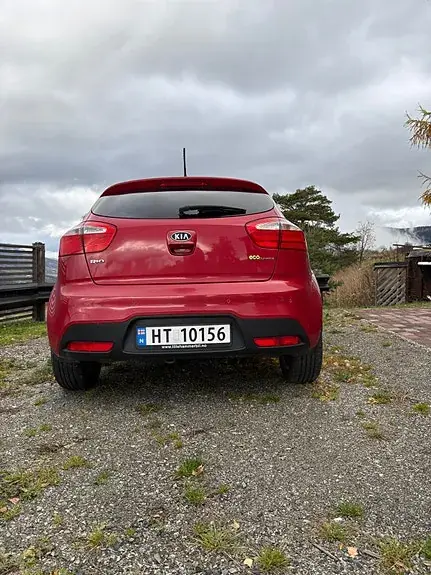 Kia Rio 2012 photo 2