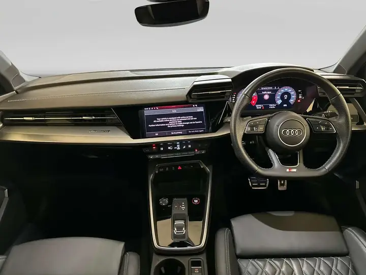 Audi S3 2023 photo 3