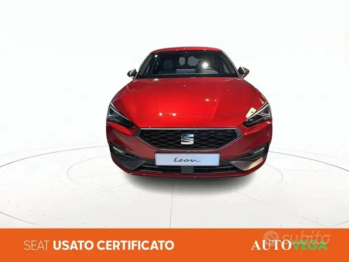 Seat Leon 2025 photo 2