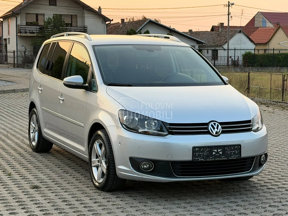 Volkswagen Touran 2014 photo 4