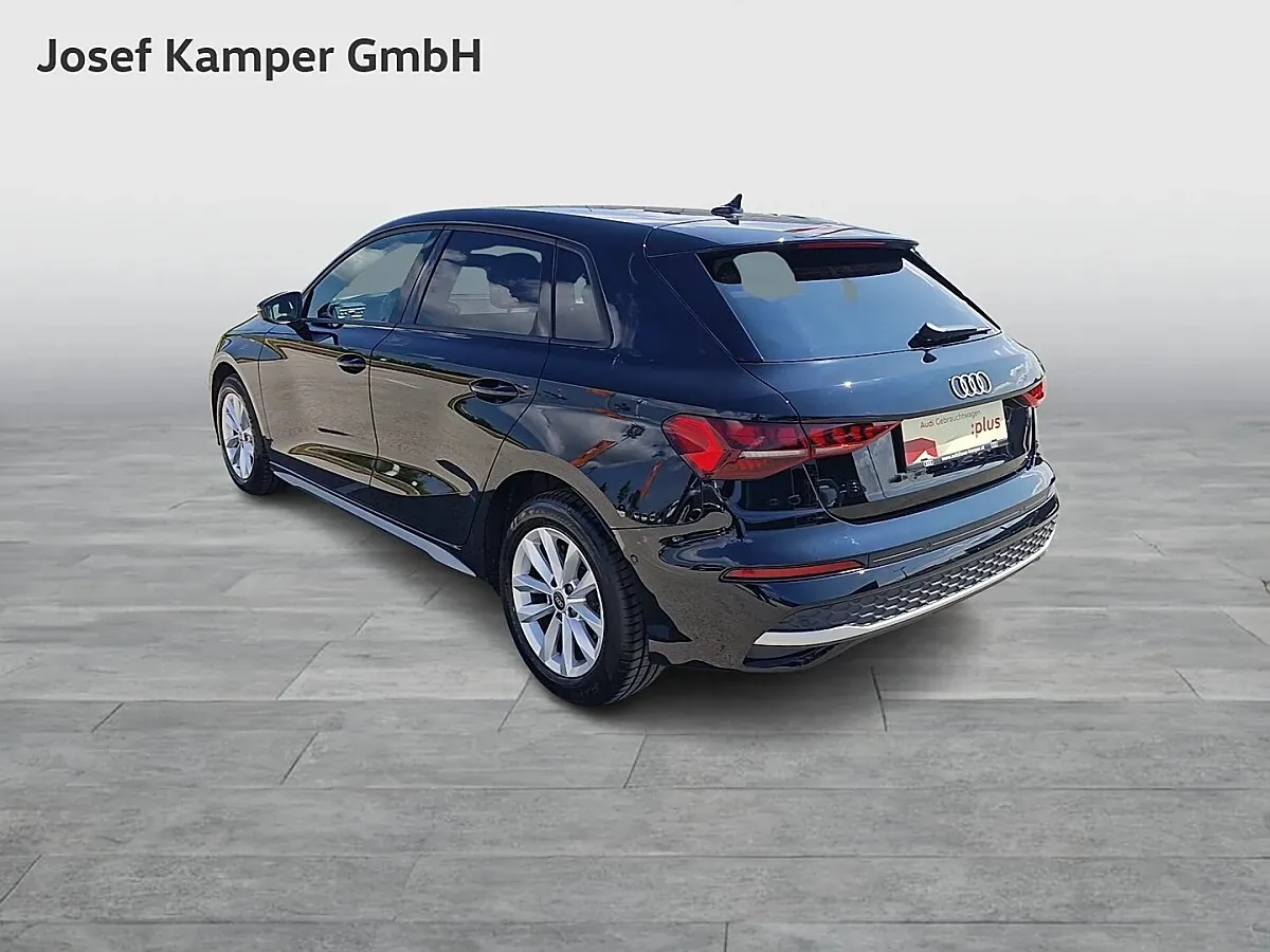 Audi A3 2025 photo 3