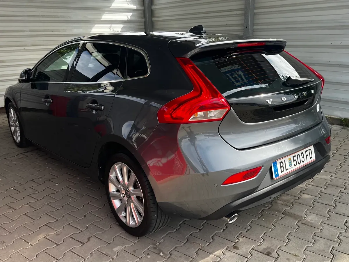 Volvo V40 2013 photo 3