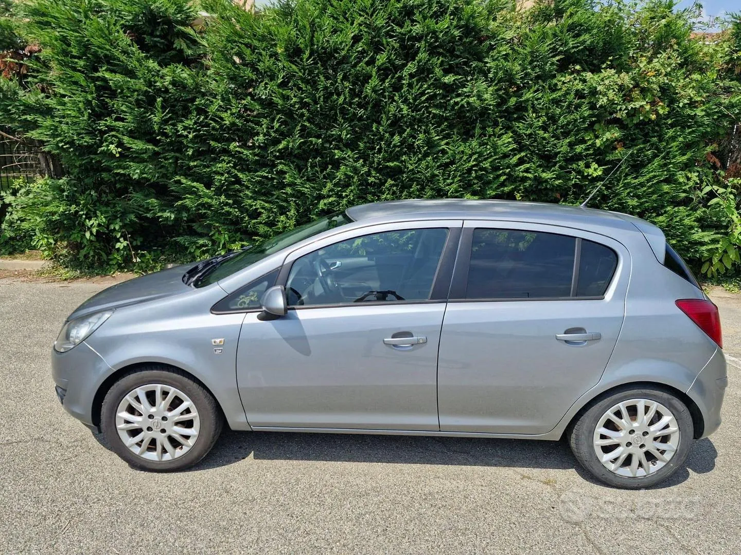 Opel Corsa 2010 photo 5