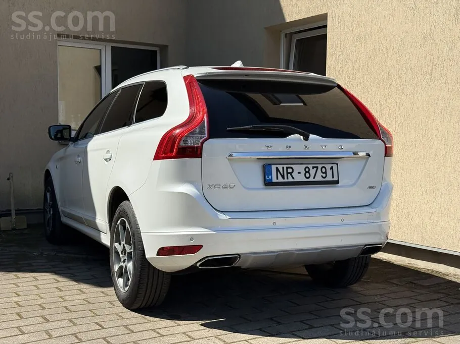 Volvo Xc 60 2016 photo 3