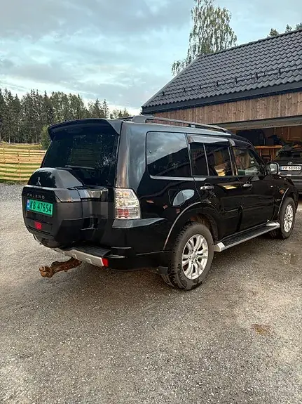 Mitsubishi Pajero 2018 photo 4