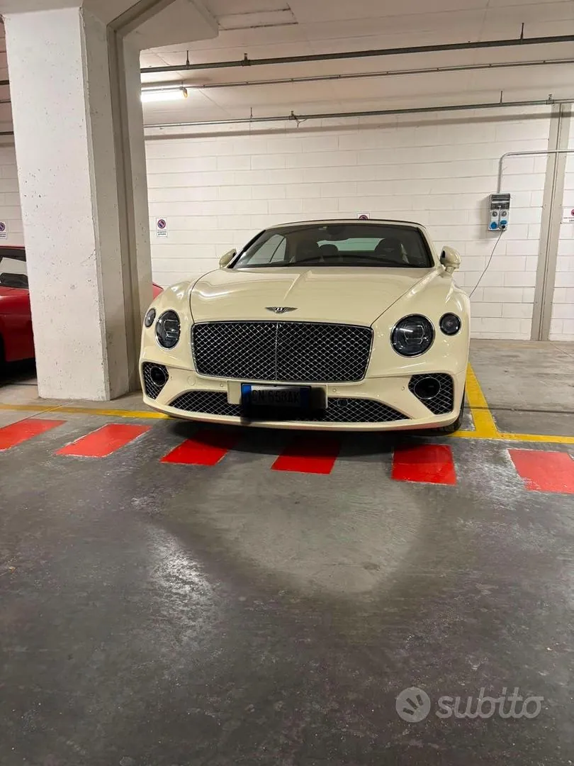 Bentley Continental Gt 2023 photo 2