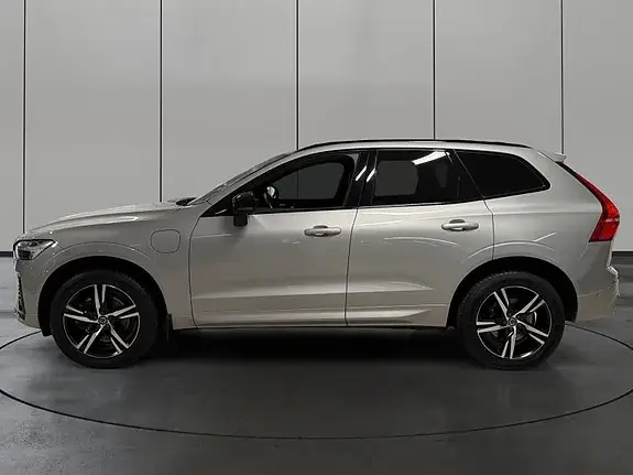 Volvo Xc60 2022 photo 2
