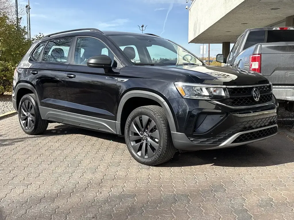 Volkswagen Taos 2024 photo 2