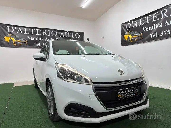 Peugeot 208 2016 photo 3