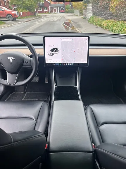 Tesla Model 3 2020 photo 5