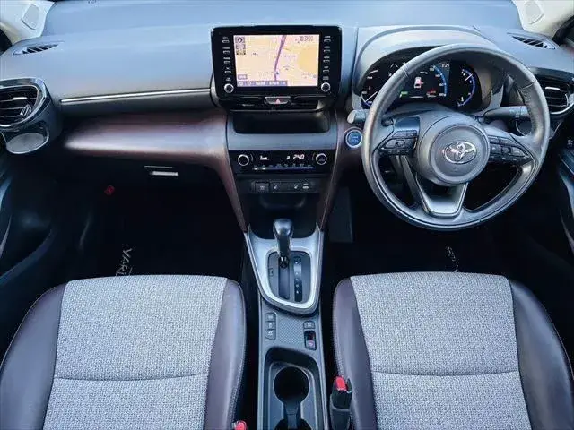 Toyota Yaris Cross Hybrid Z 2021 photo 3