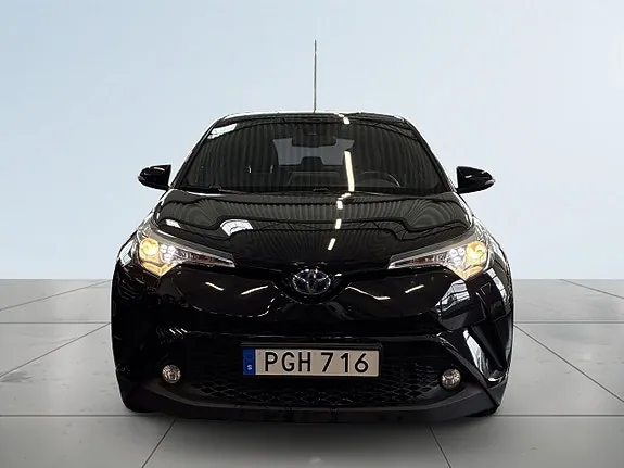 Toyota C-Hr 2017 photo 2