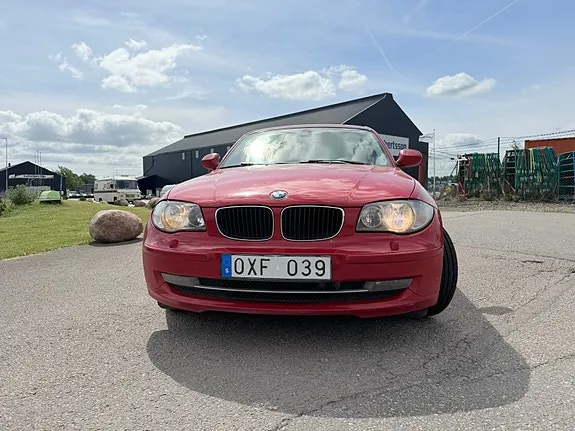 BMW 118D 2011 photo 2