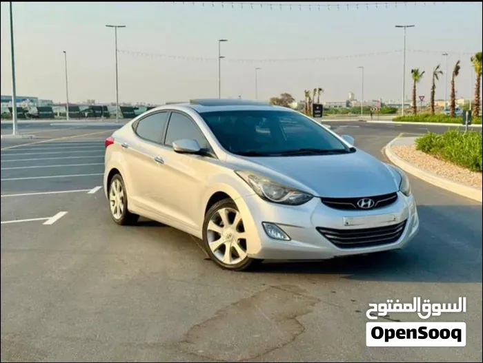Hyundai Avante 2011 photo 4