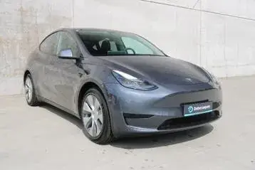 Tesla Model Y 2023 photo 4