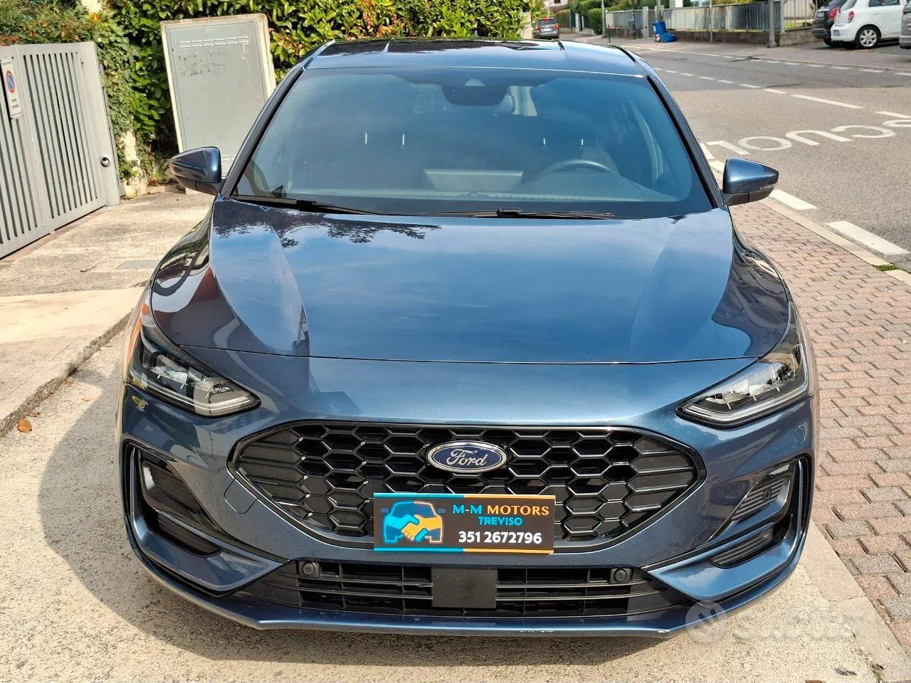 Ford Focus 2023 photo 3