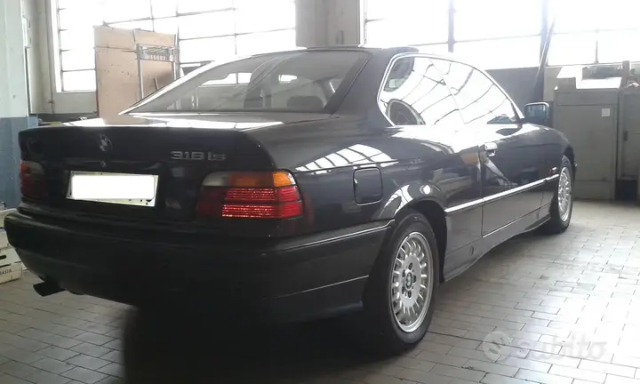 BMW 318I 1992 photo 4