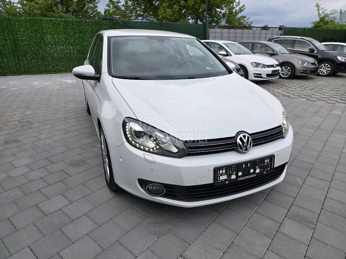 Volkswagen Golf 2011 photo 3