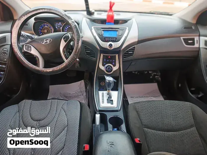 Hyundai Avante 2012 photo 3