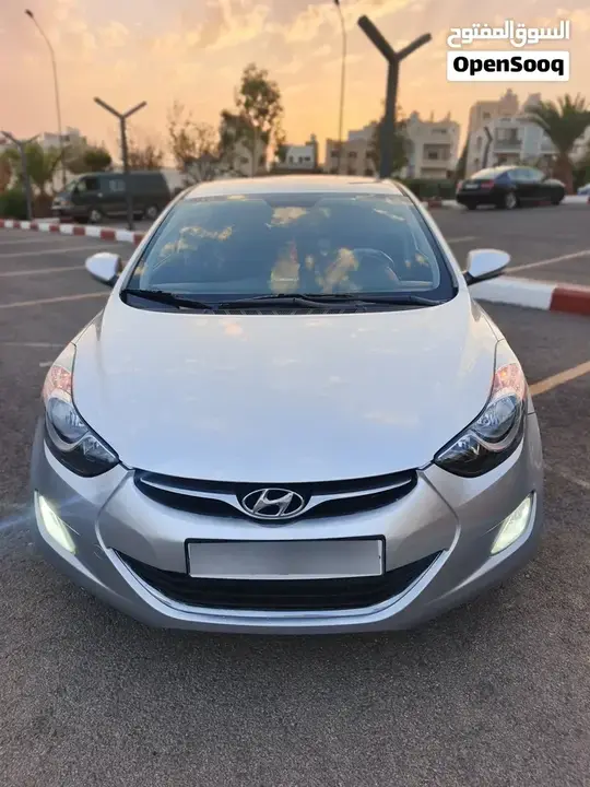 Hyundai Avante 2012 photo 2