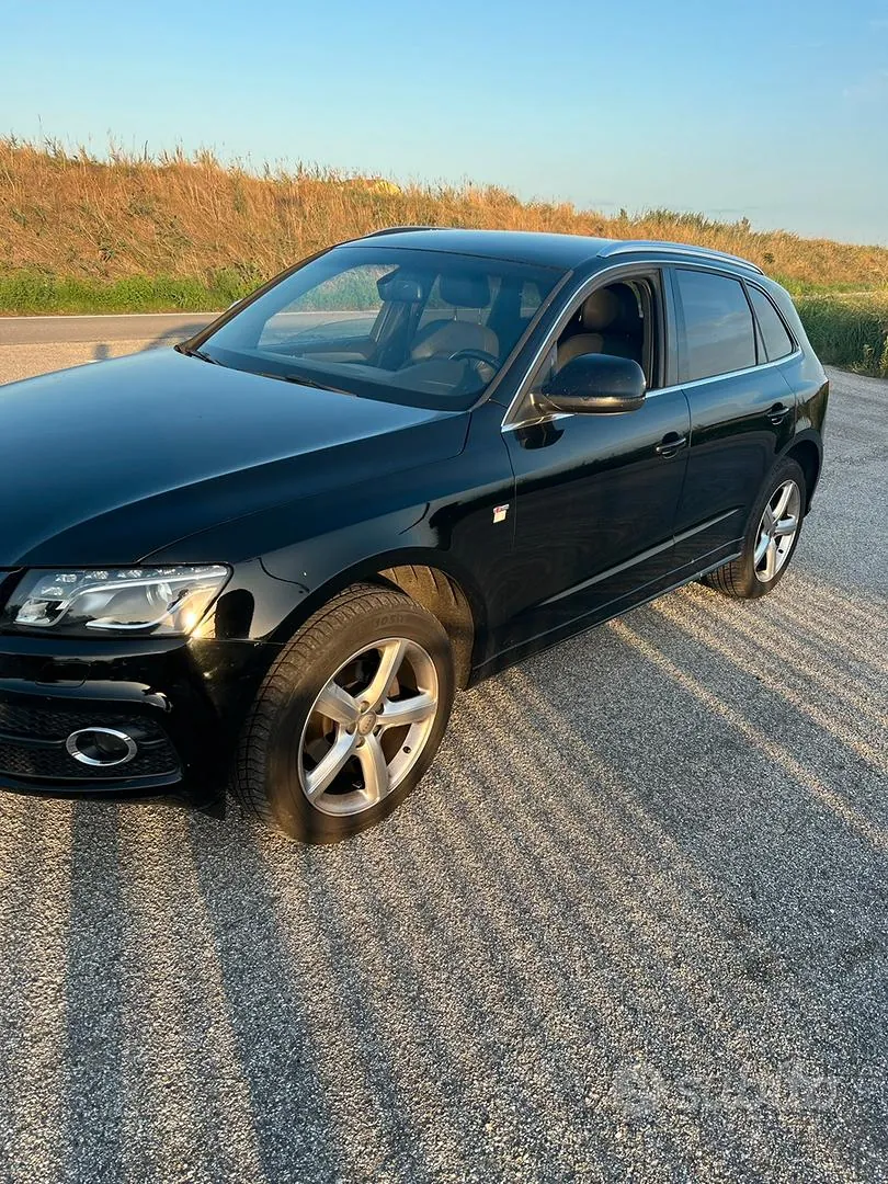 Audi Q5 2011 photo 2