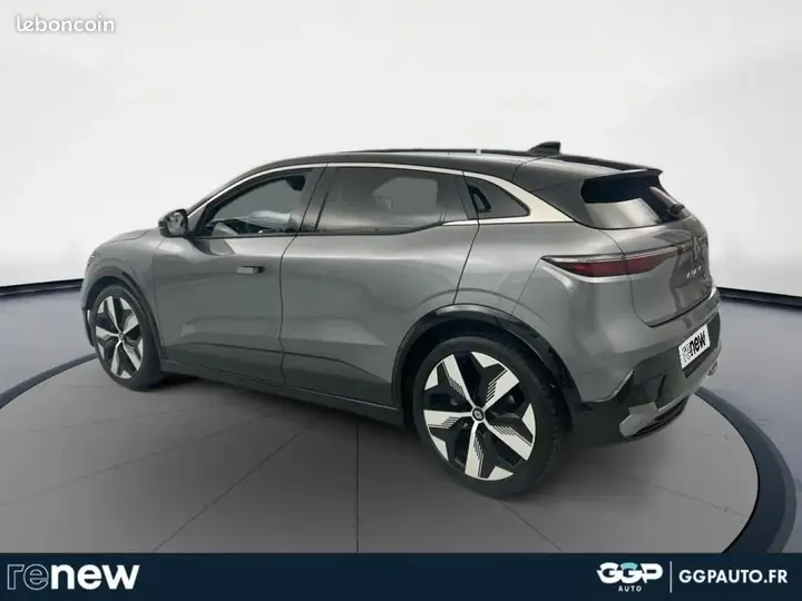 Renault Megane 2023 photo 3