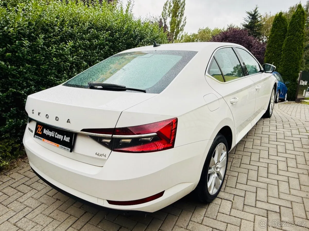 Skoda Superb 2020 photo 5