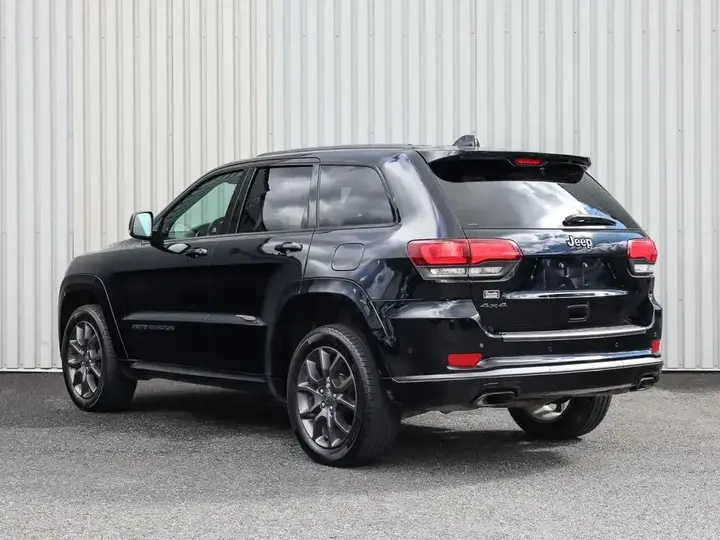 Jeep Grand Cherokee 2021 photo 3